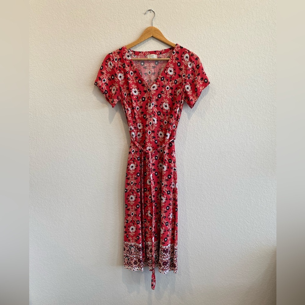 Loft - Size 6 - Red Patterned Dress